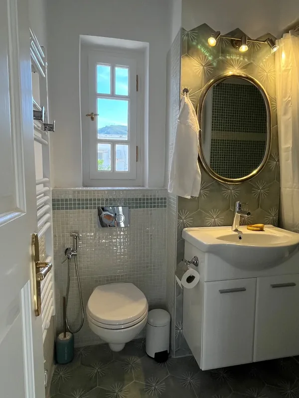 Amalia House, Bathroom 3