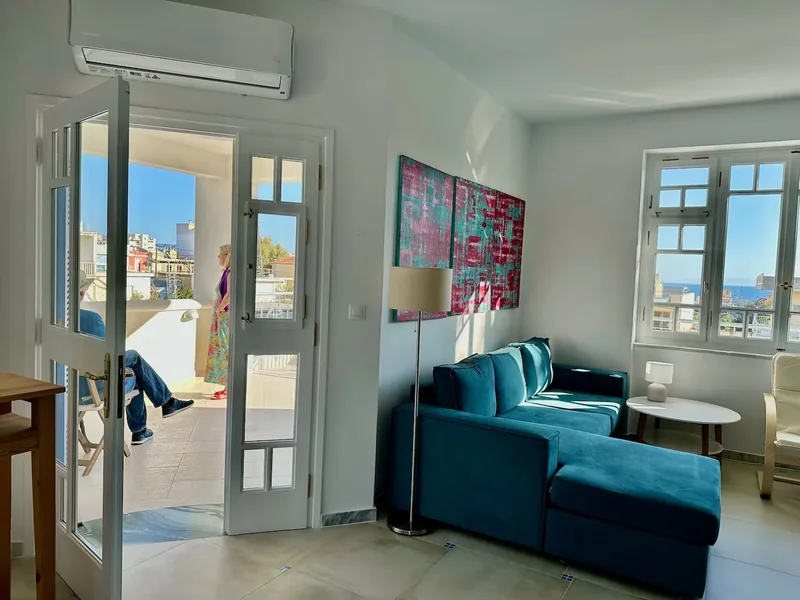 Amalia House, Living Room 1